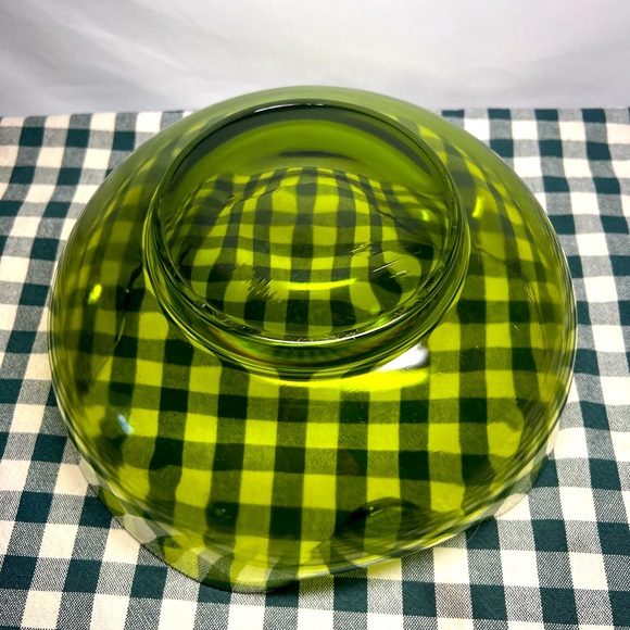 Anchor Hocking Chip Bowl Folded Sides Green 9”W 4” L - Picture 3 of 6